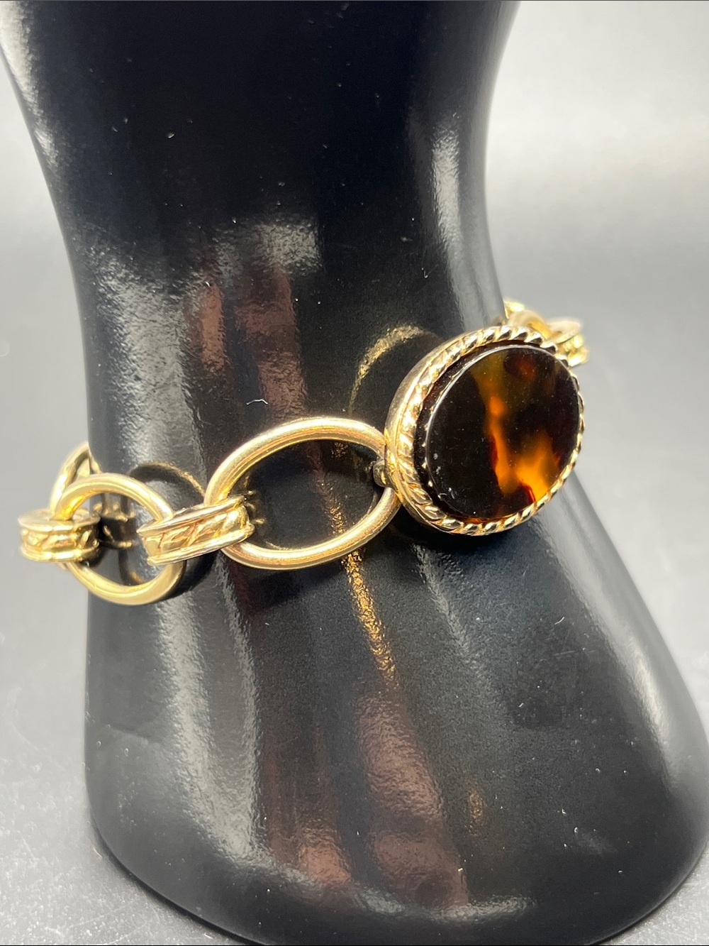 Vintage Napier Gold Tone Tortoise Lucite Link Bracelet 7” Oval Cabochon